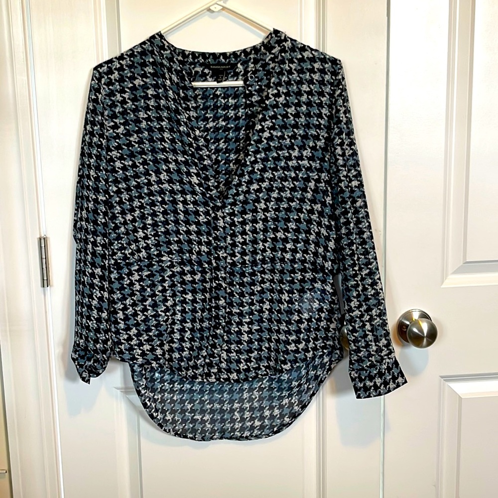 Banana Republic sheer houndstooth top